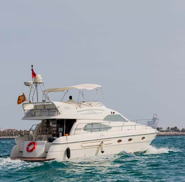 50 Feet Yacht Rental Dubai – Private